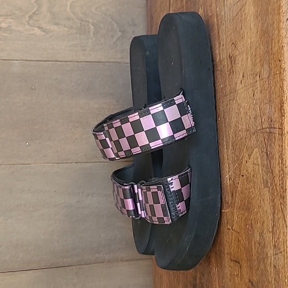 VANS Cayucas Mega Platform Purple/Black Holographic Slider Sandal Women's sz 9 - Picture 2 of 13